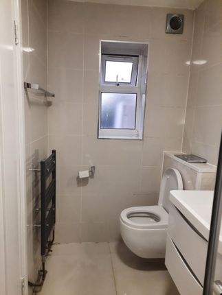 473 Allenby road, Southall photo 4