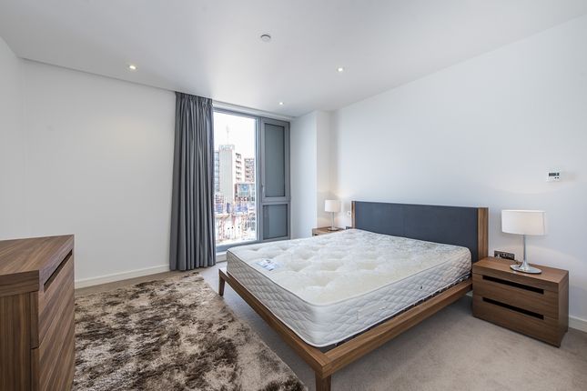 Flat to rent in Camley Street, London
