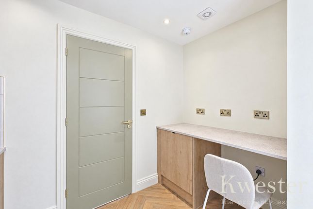 Room 2 2, Rayleigh Avenue, Westcliff-on-sea photo 5