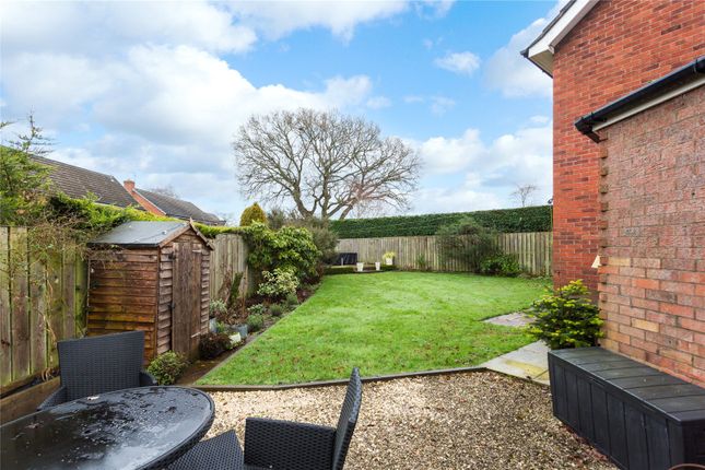14, Oak Tree Close, York photo 4