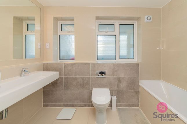 Flat 1, Foreland Court Holders Hill Road, London photo 4