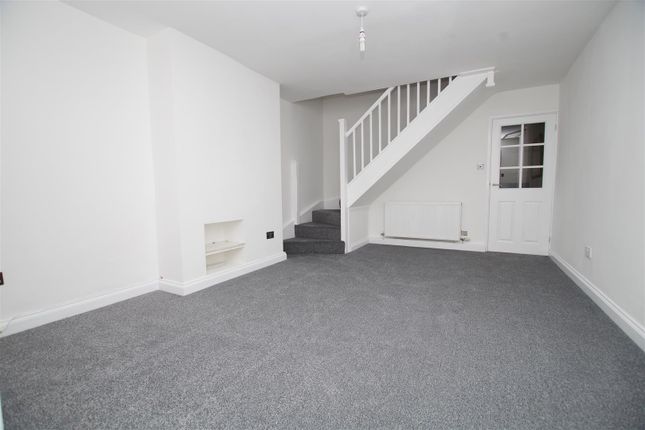 19, Foxglove Road, Swindon photo 2