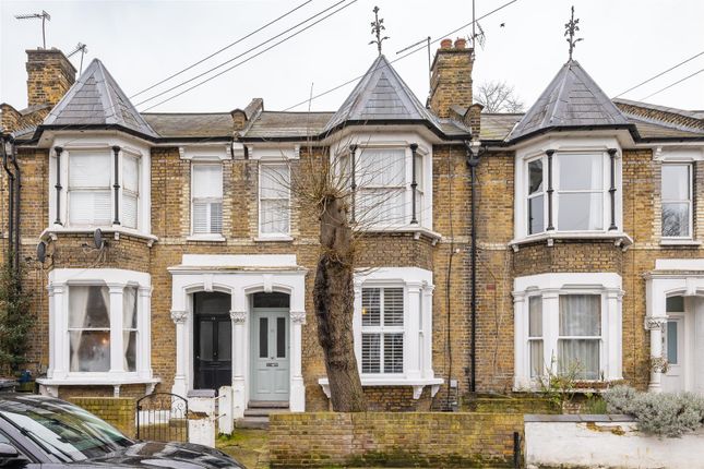 Thumbnail Flat for sale in Benthal Road, London