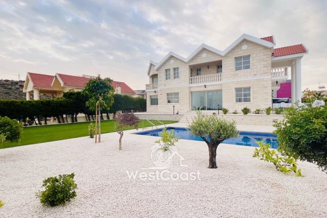 Villa for sale in Palodia, Limassol, Cyprus