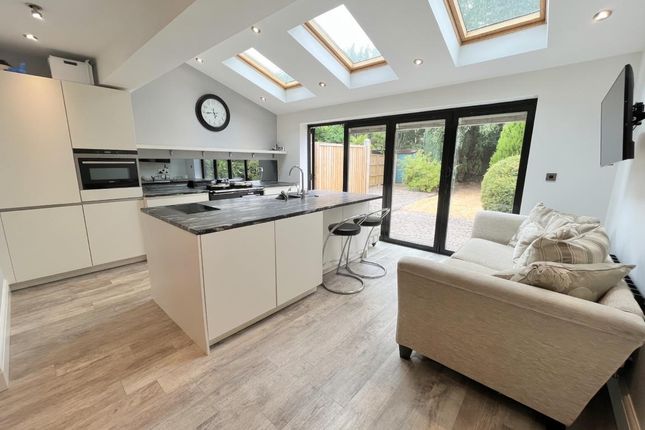 18, Wycliffe Avenue, Wilmslow photo 2