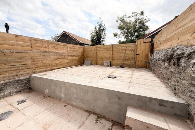 12, Hilda Street, Pontypridd photo 3