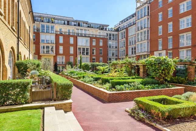 Thumbnail Flat for sale in Coleridge Gardens, London, Kensington And Chelsea