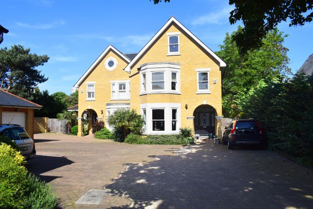 Thumbnail Semi-detached house to rent in Aspen Close, Hampton Wick, Kingston Upon Thames