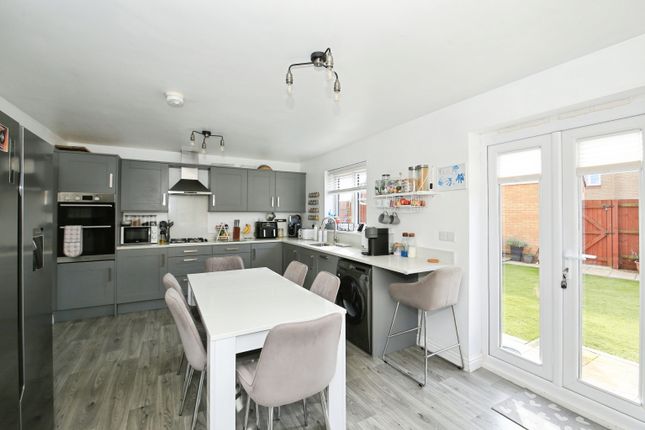 3-bed house on 1, Foxglove Close, Peterborough, £270,000