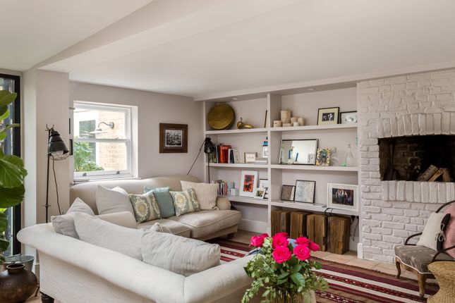 24, Henning Street, London photo 2