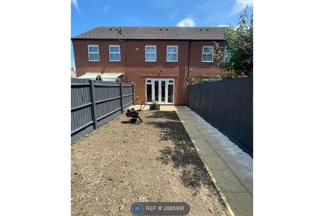 Hilary Bevins Close, HighamOnTheHill, Nuneaton photo 5