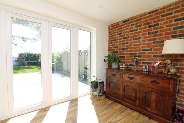 6 Ceil Villas, Jubilee Road, Deal photo 4