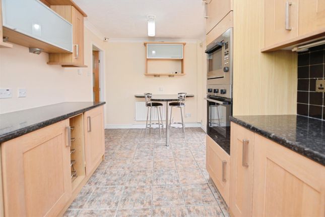 9, Briar Way, Scunthorpe photo 4