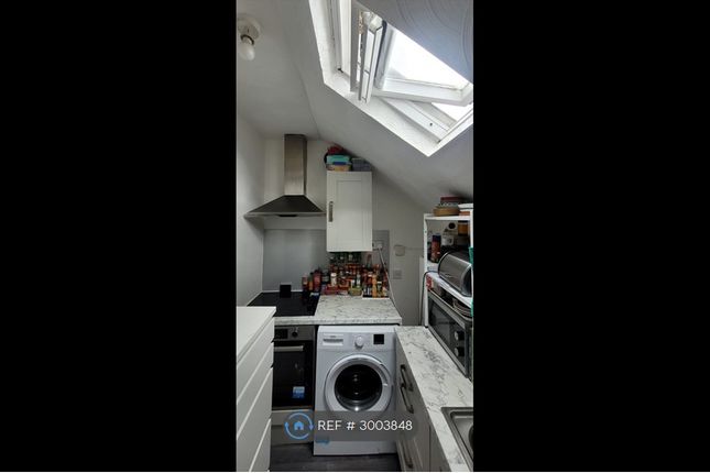 Flat, Manley Road, Manchester photo 3