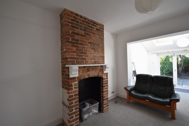 18, Record Road, Emsworth photo 4