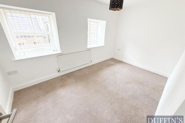 19D, Ightenhill Street, Padiham photo 4