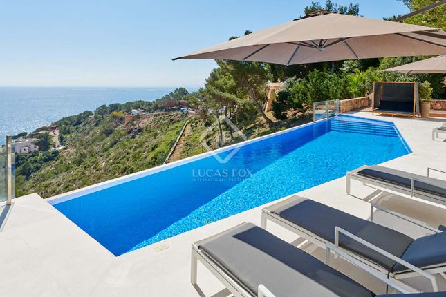 Thumbnail Villa for sale in Spain, Ibiza, Santa Eulalia, Ibz28953