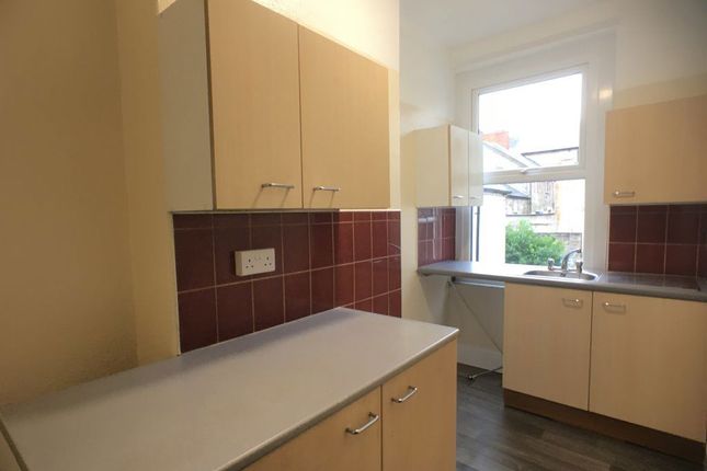 28b, Broad Street, Barry photo 3