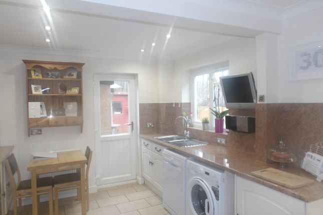 12, Crawley photo 2