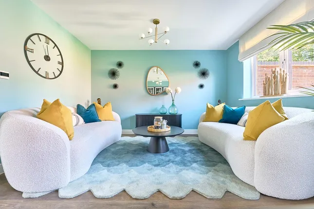 Taylor Wimpey - Heatherwood Royal