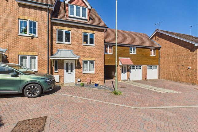 3Â Bedroom Town House For Sale
