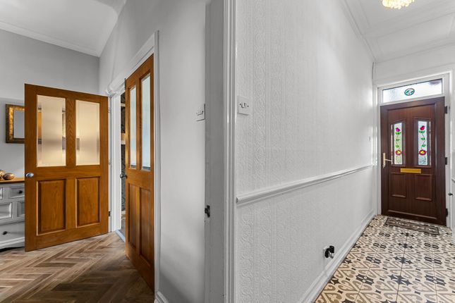 83 Dene Bank, Bolton photo 4