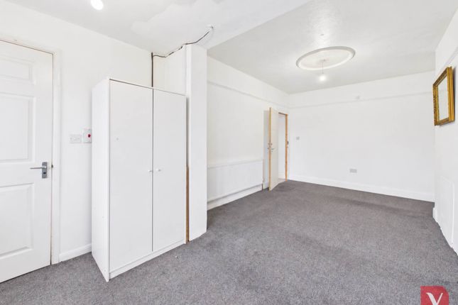 539, Dunstable Road, Luton photo 4