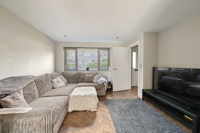 40A, Cheviot Road, Sandhurst photo 3