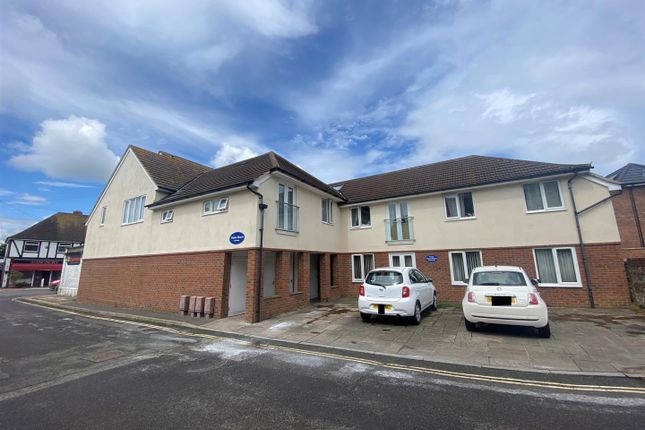Thumbnail Flat to rent in Lewis Road, Selsey, Chichester