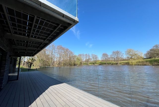 2-bed caravan on Lake Lodge, Woodbury Salterton Devon, Exeter, £3,500/mo