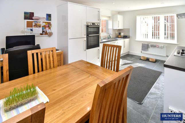 3, Holt Way, Leicester photo 3