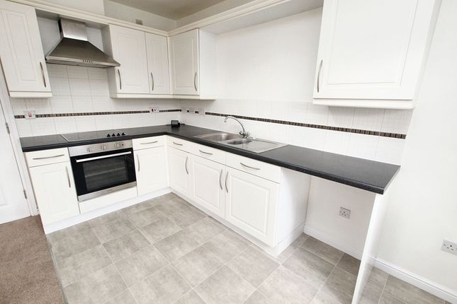 42 Gale Close, Littleborough photo 4