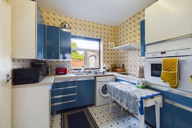 Thumbnail Bungalow for sale in Churchfield, Barnsley