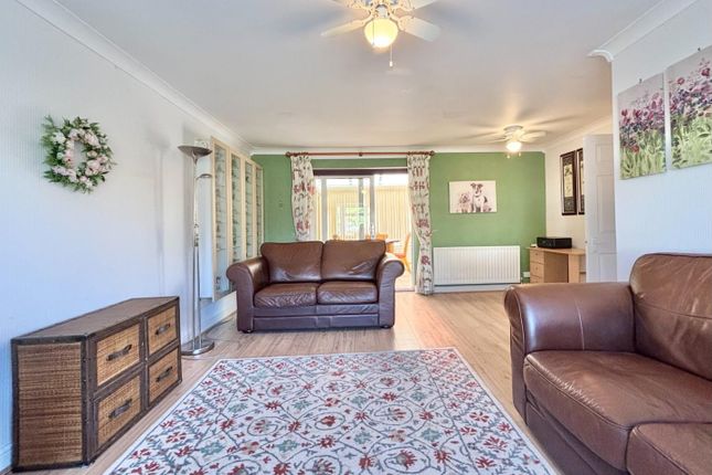 23, Norwood Drive, Barnsley photo 4
