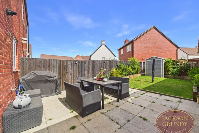 3, Harebell Road, Northampton photo 4