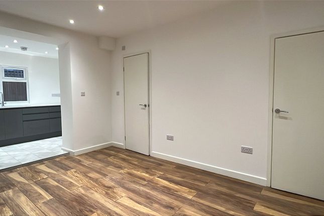 Flat 1, 191, Church Road, Ealing photo 5
