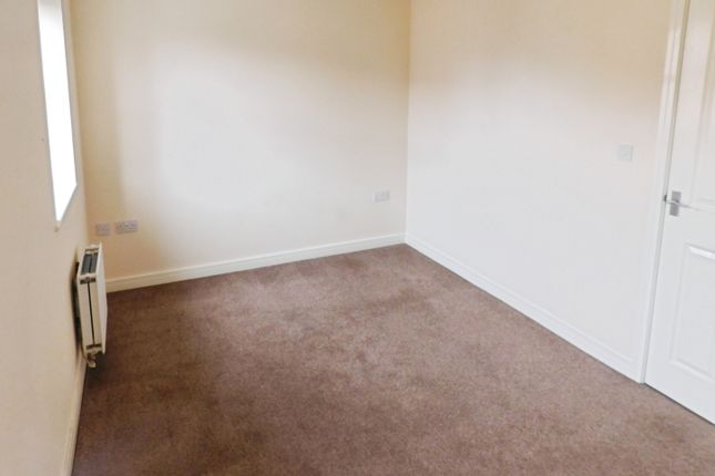37, Roman Crescent, Nottingham photo 5