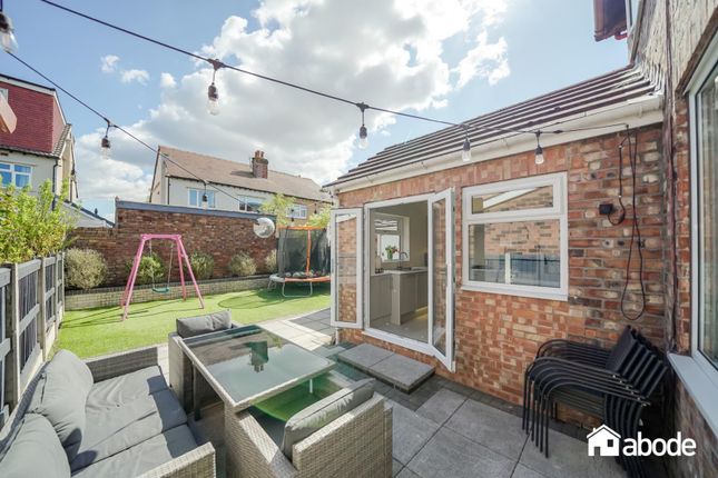 6, Earls Close, Liverpool photo 4