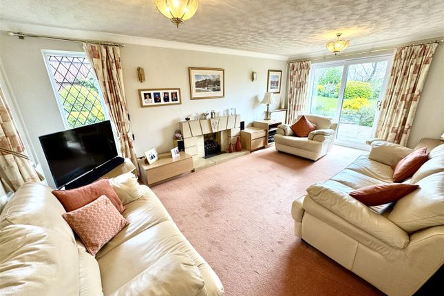 4, Orchid Meadow, Chepstow photo 2