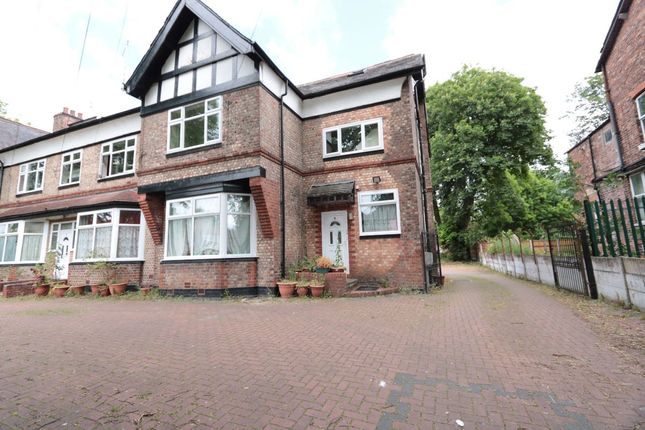 Studio to rent in Demesne Road, Whalley Range, Manchester