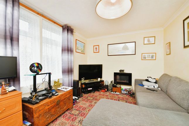 Flat for sale in Kenley Gardens, Plymouth
