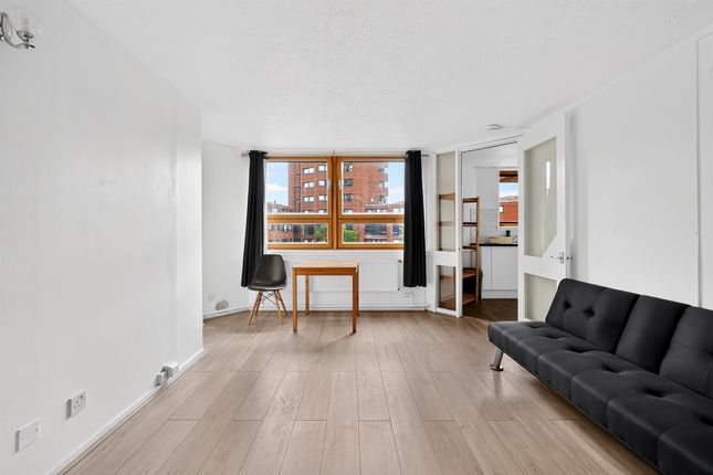 16, Upper Berenger Walk, London photo 3