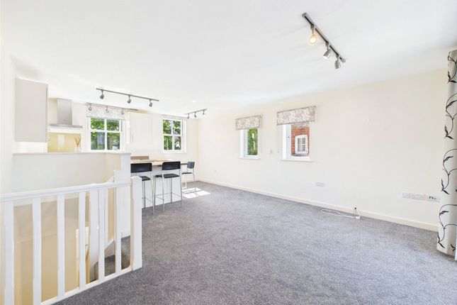 1, Whitehound, Oxfordshire photo 2