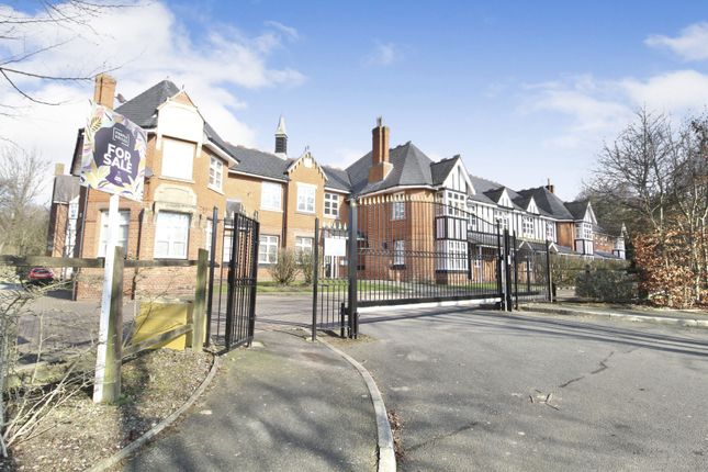 Flat for sale in Cedar Court, Prescot