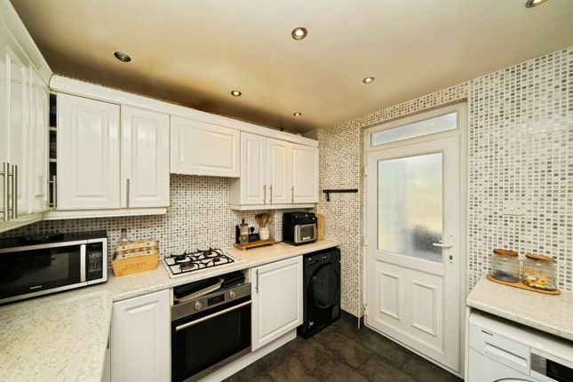 3, Harrow Road, Ellesmere Port photo 4
