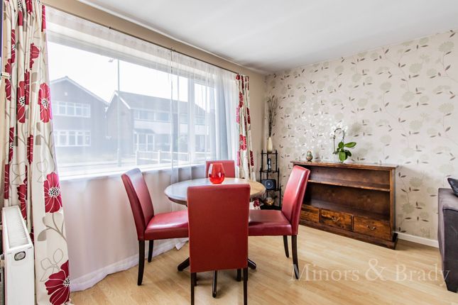 3 Plumtrees, Lowestoft photo 4