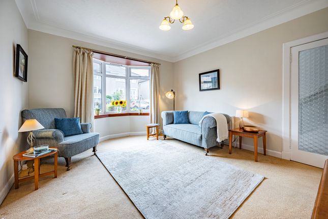 201 Brownside Road, Burnside, Glasgow photo 2
