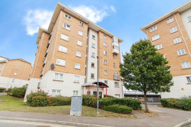 Thumbnail Flat for sale in Chichester Wharf, Erith