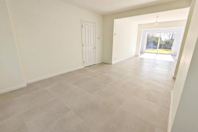 Goffs Lane, Waltham Cross photo 5