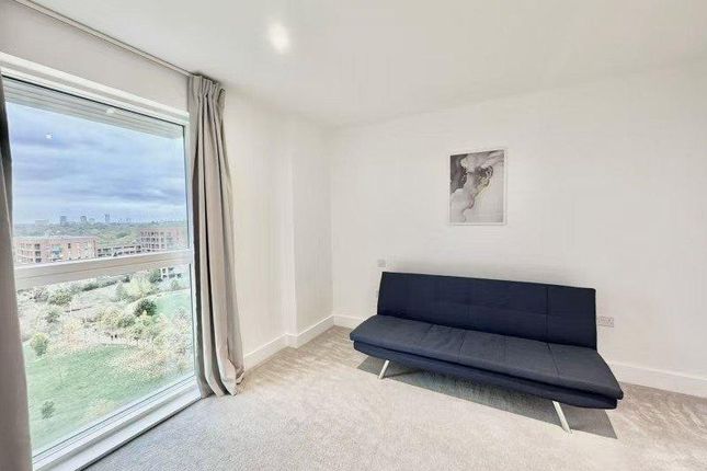 Flat 902 Larkin House, 307, Kidbrooke Park Road, LONDON photo 2